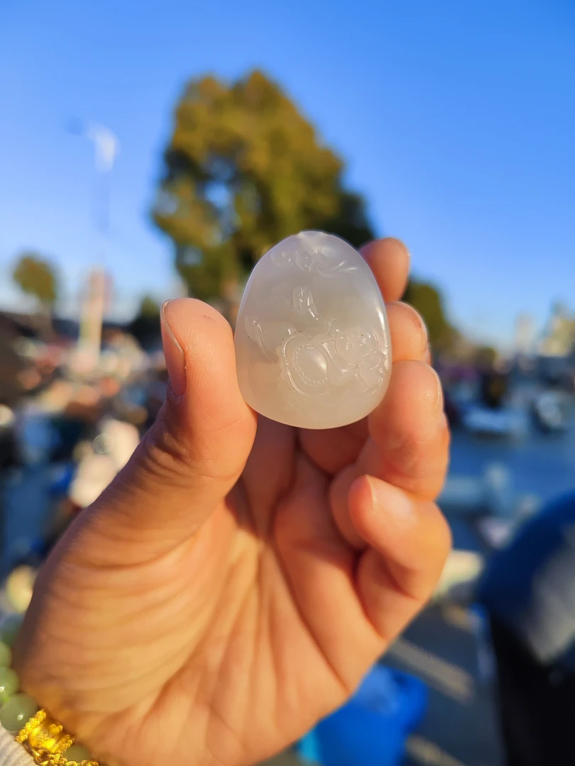 和田玉烟紫双色逍遥佛