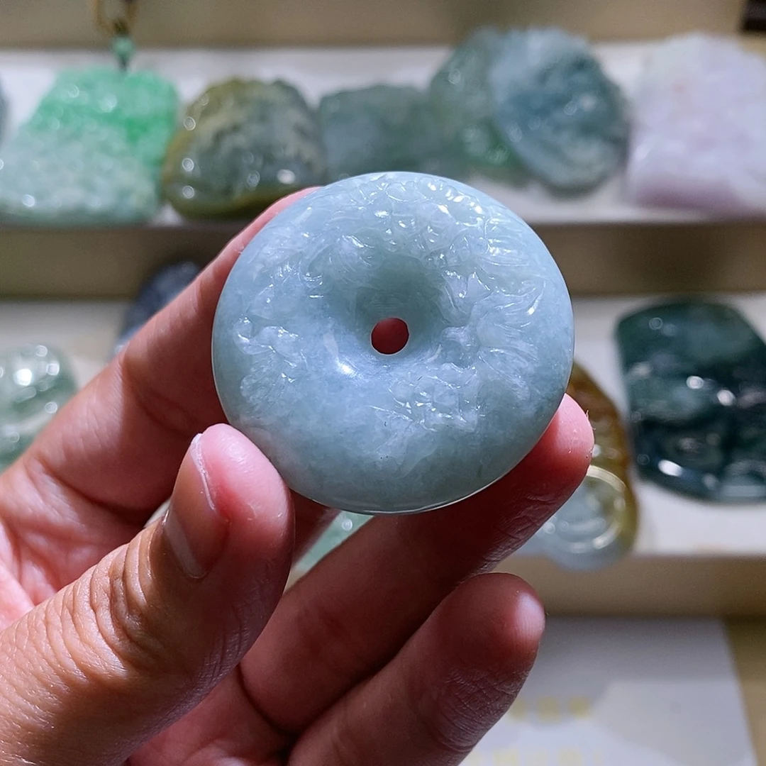 【闪购商品】翡翠颈饰未镶嵌平安扣