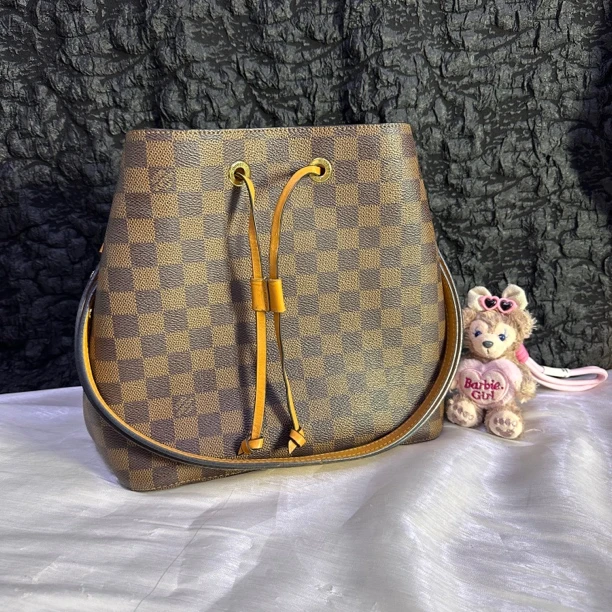 95新 LouisVuitton/路易威登 Lv路易威登棋盘格水桶包单肩包