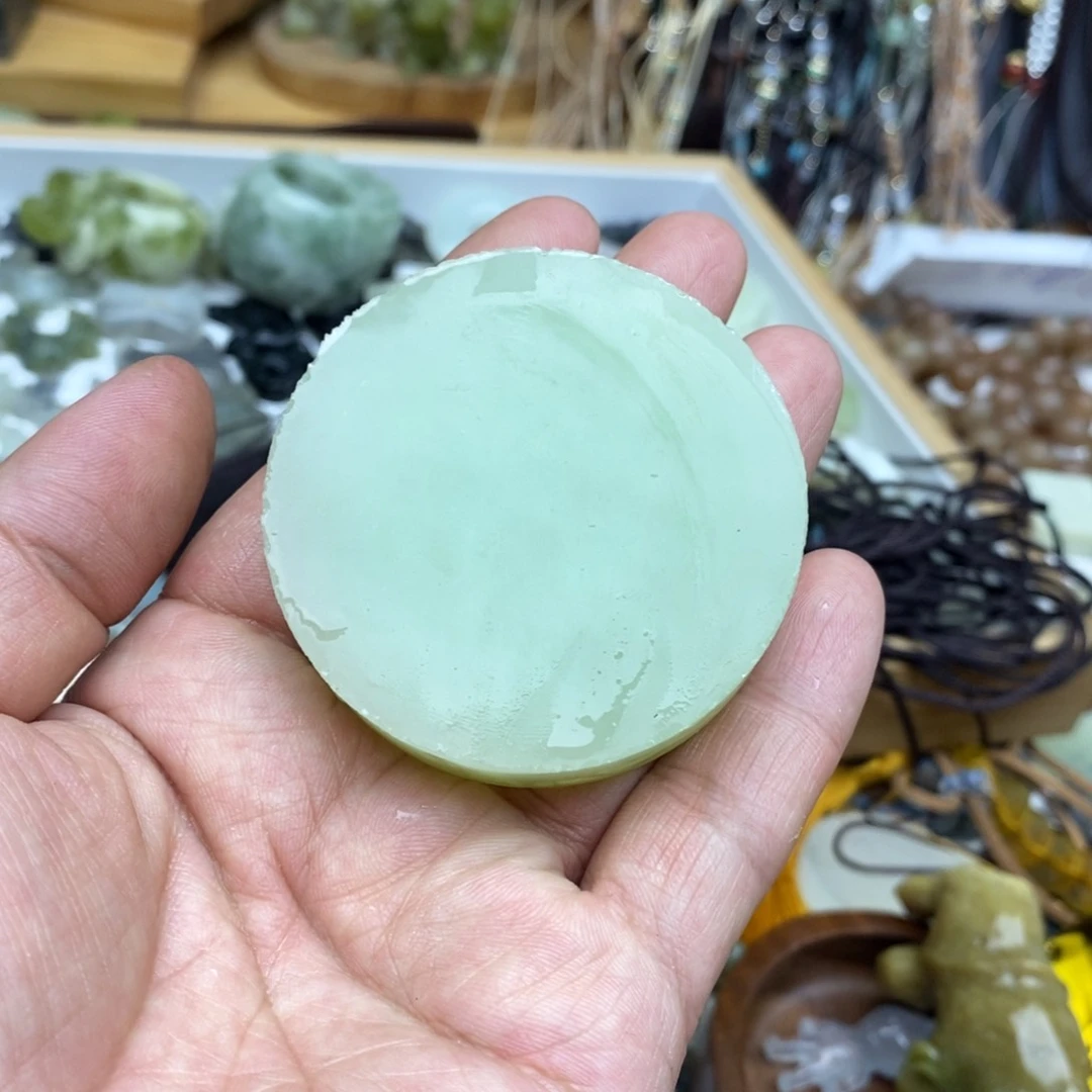 岫玉纯天然岫玉假一赔未镶嵌
