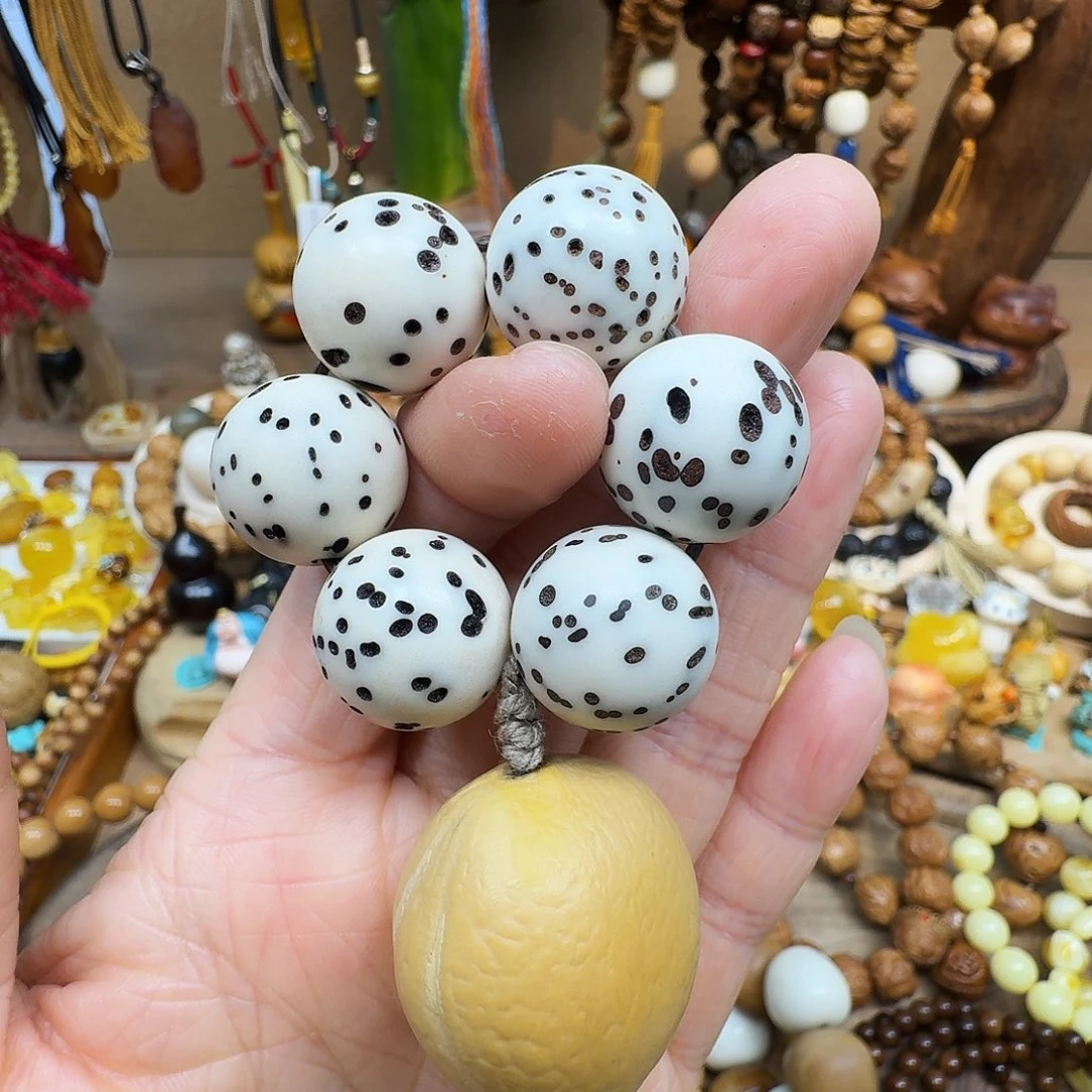 柏香籽/百香籽吊坠
