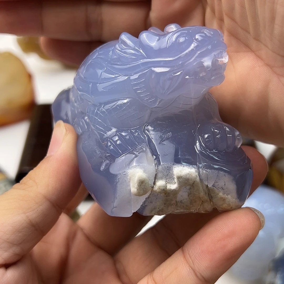 美***端玛瑙/玉髓颈饰未镶嵌