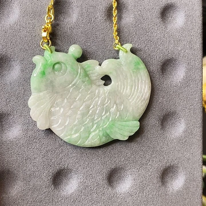 翡翠未镶嵌颈饰吊坠