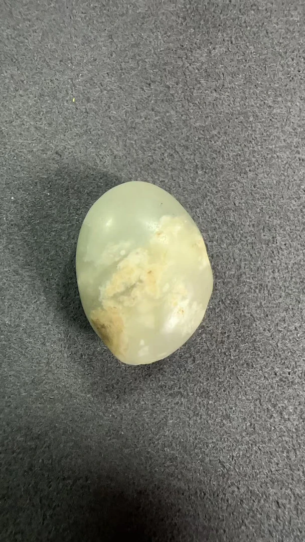 精美随型吊坠