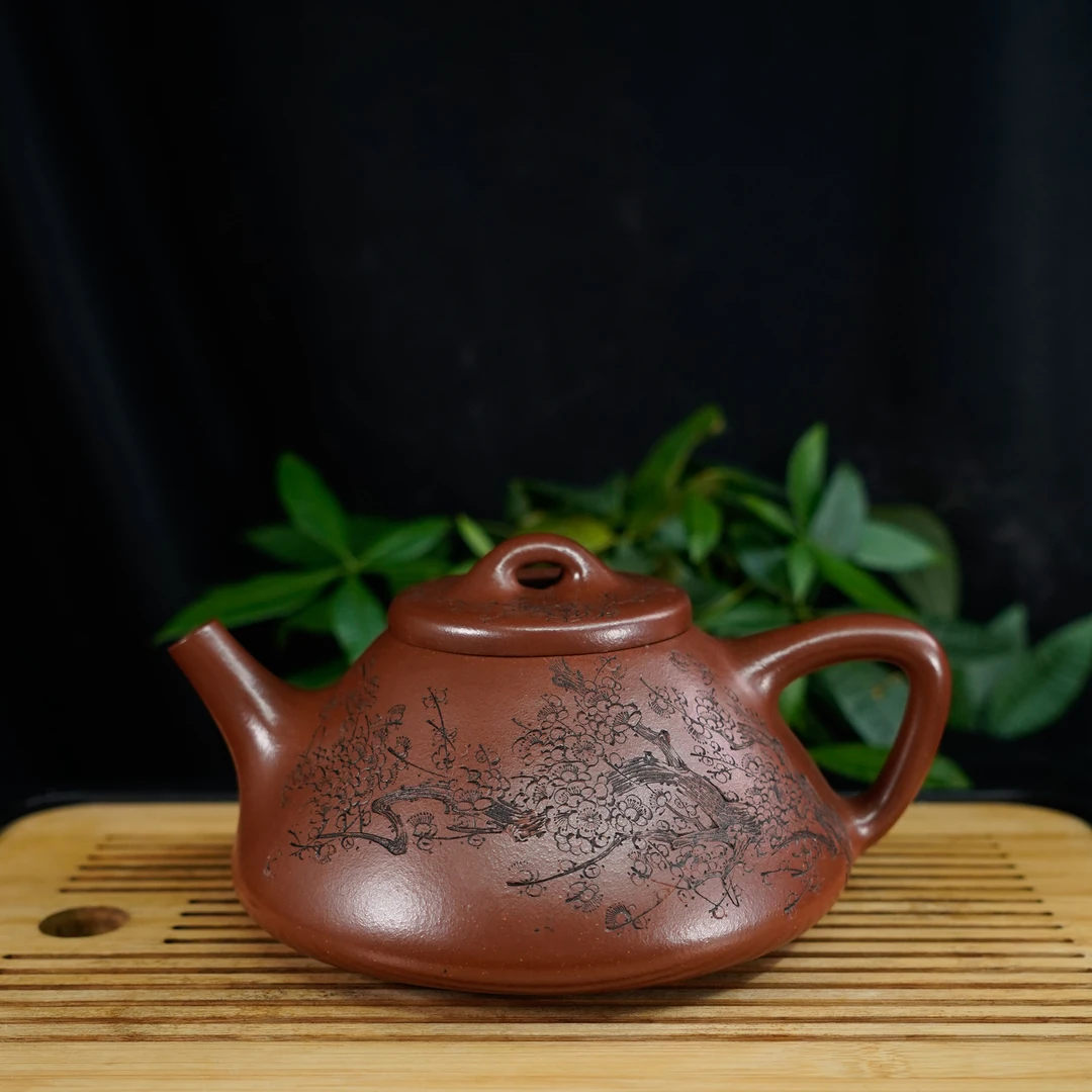 GSZS-5780  王春洪  宜兴手工紫砂 大子冶石瓢