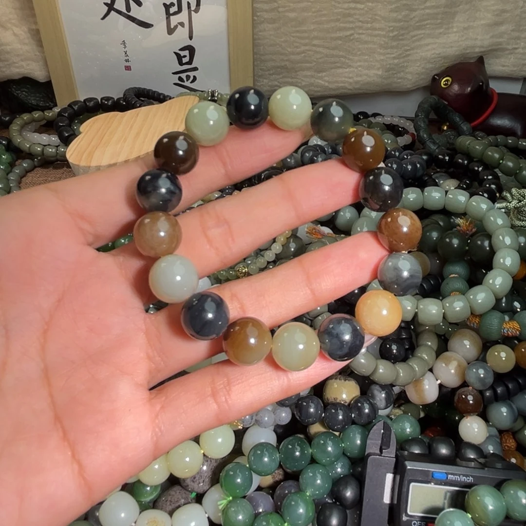 和田玉手链未镶嵌