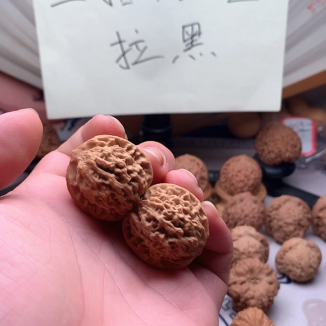 @***宥吊坠桃核山地果手捻秦闷