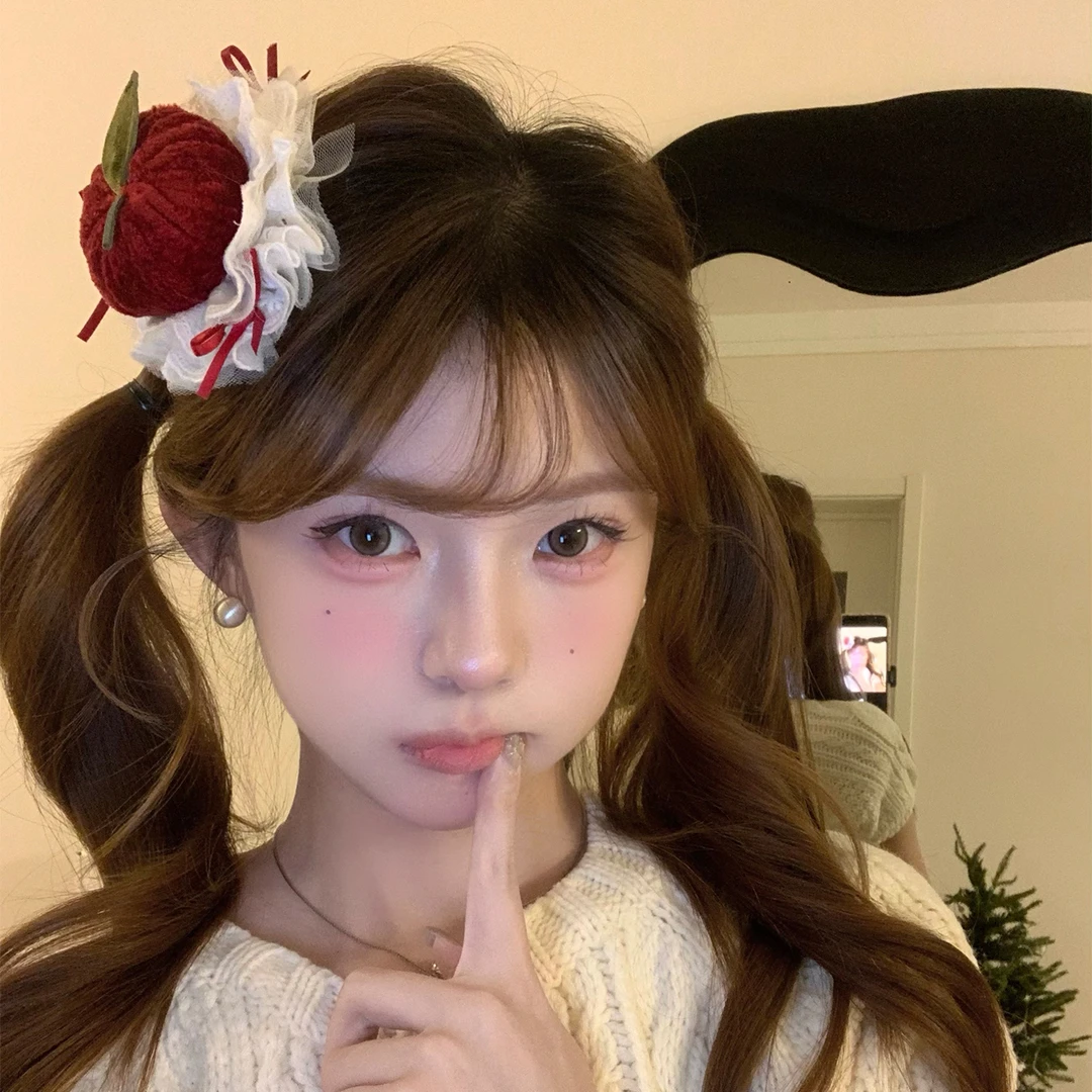毛绒苹果发夹鸭嘴夹2025新款原创设计发饰圣诞节拍照道具头饰