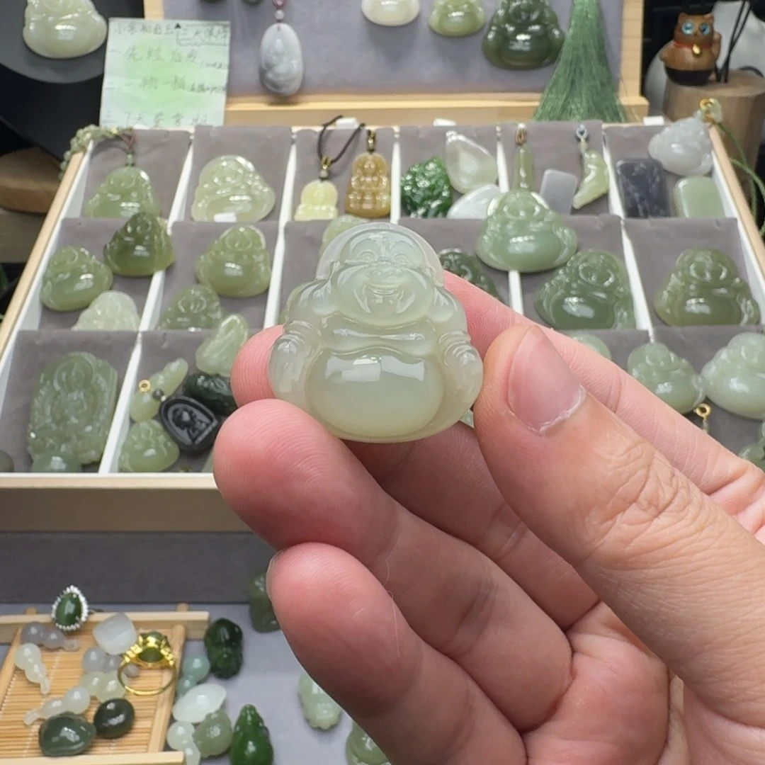 和田玉颈饰未镶嵌雪**