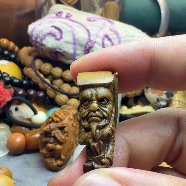 你***哥手串/手链橄榄核哈哈这才刚看到信息我