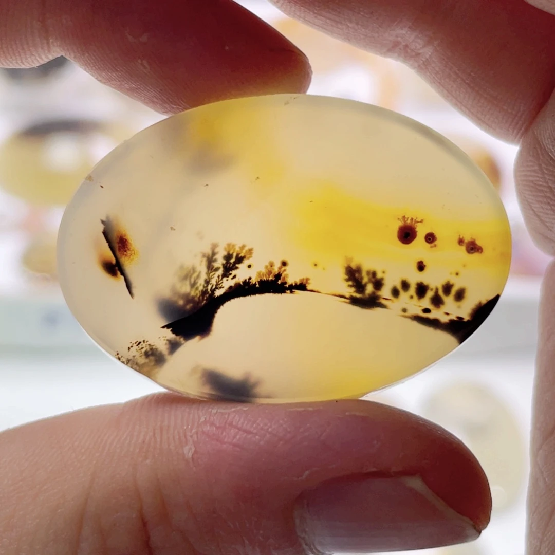 玛瑙/玉髓颈饰合金