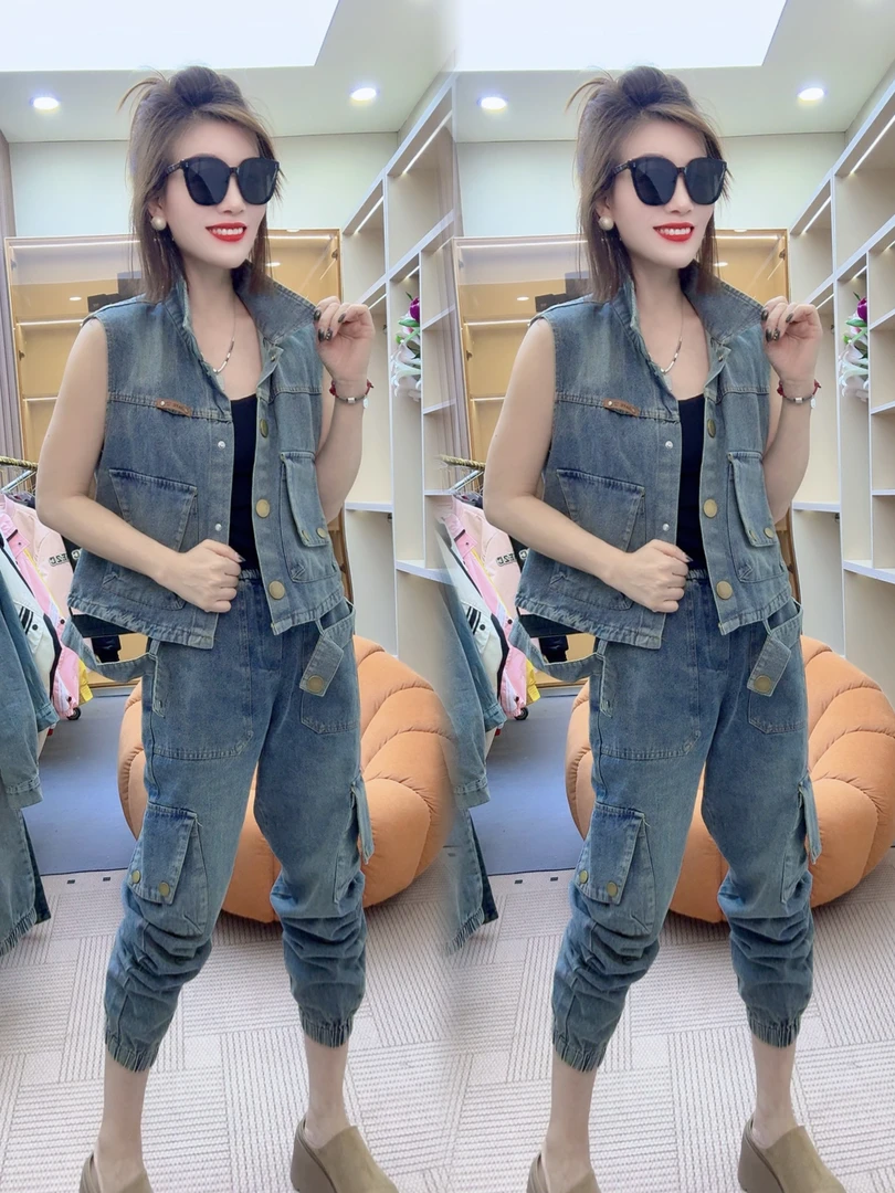 时尚修身无袖马甲牛仔两件套