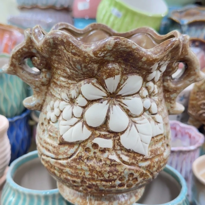 凑9块包邮，有孔花盆