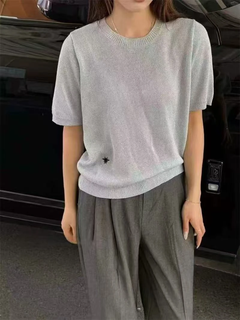 /银丝刺绣/圆领刺绣小蜜蜂百搭亚麻针织短袖 衣长54 胸围48 95139