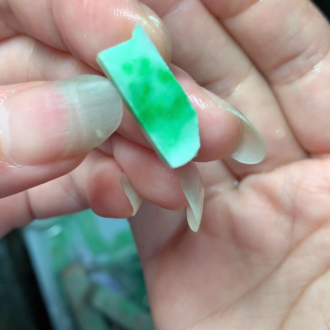 未镶嵌定制翡翠翡翠