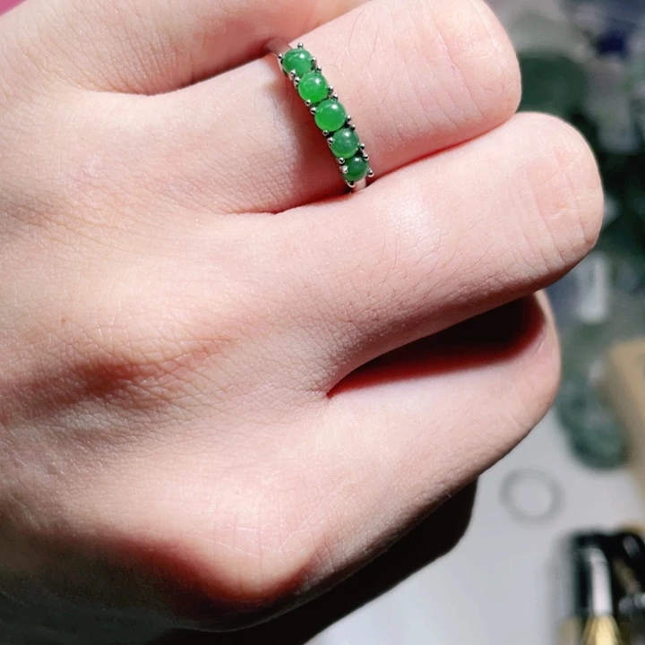 翡翠未镶嵌颈饰111111111