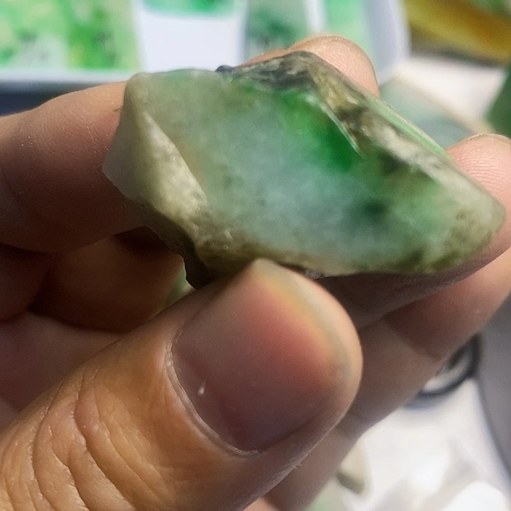 翡翠散珠天然翡翠A货挂件