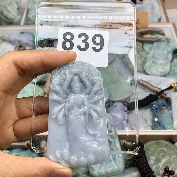 翡翠颈饰未镶嵌无*情翡翠