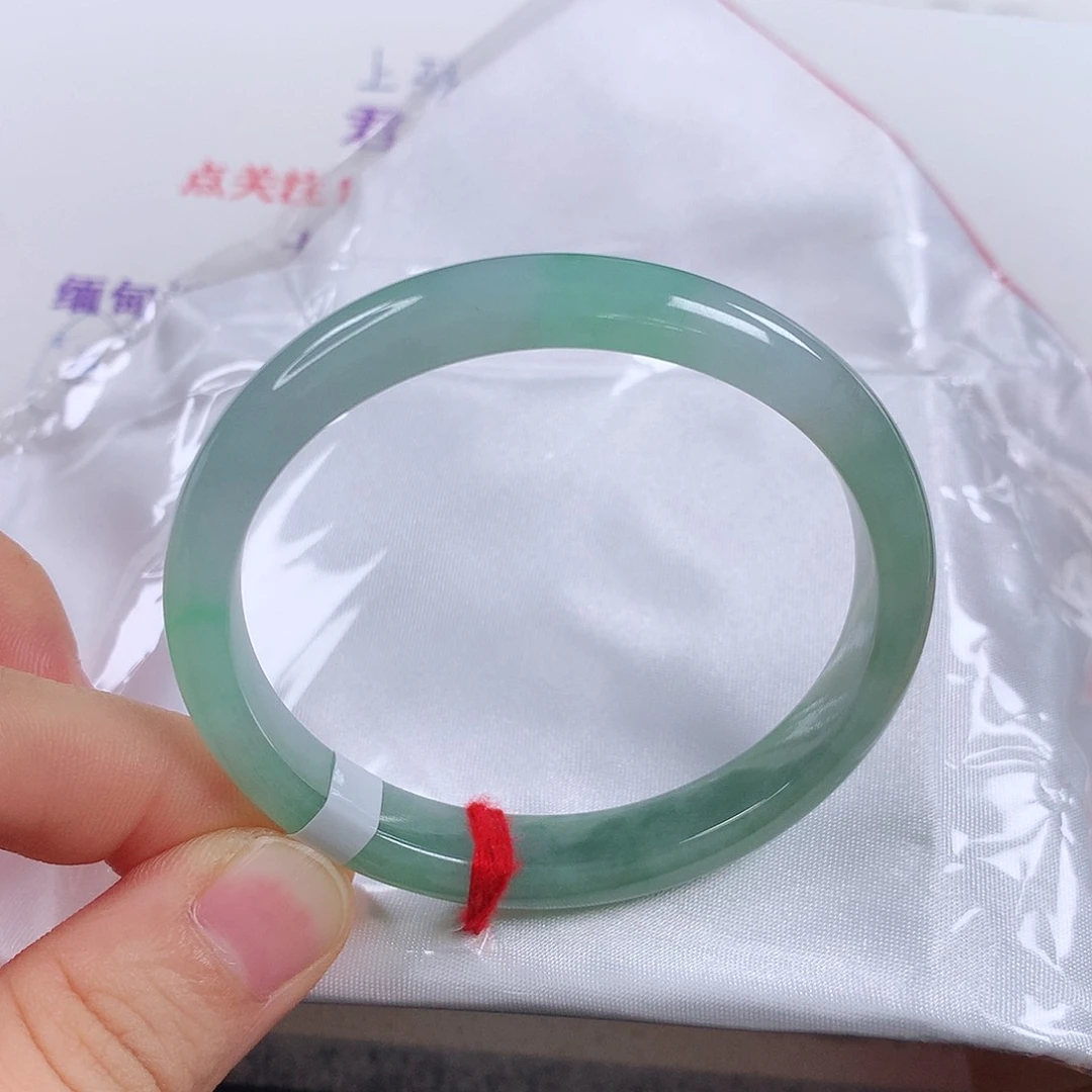 未镶嵌手镯翡翠A**苏 贵妃