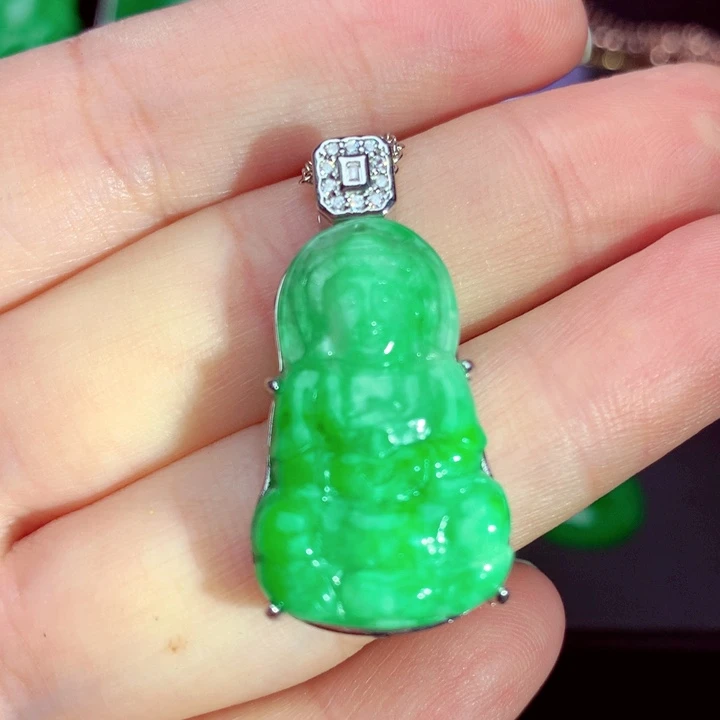 吊坠(不含链)未镶嵌翡翠