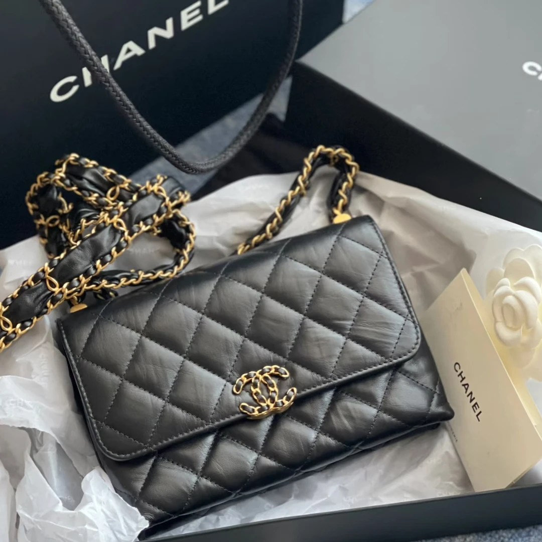 99新 Chanel/香奈儿 多多奢品/香奈儿23K牛皮宽肩带豆腐包/99新