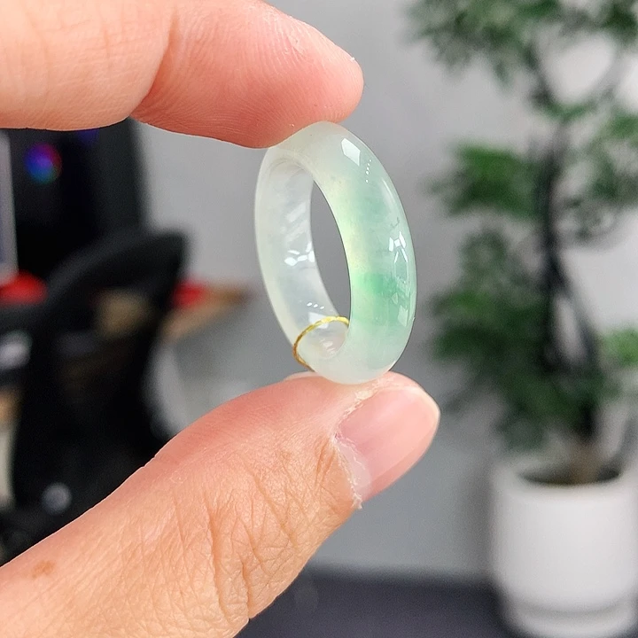 翡翠未镶嵌戒指16号