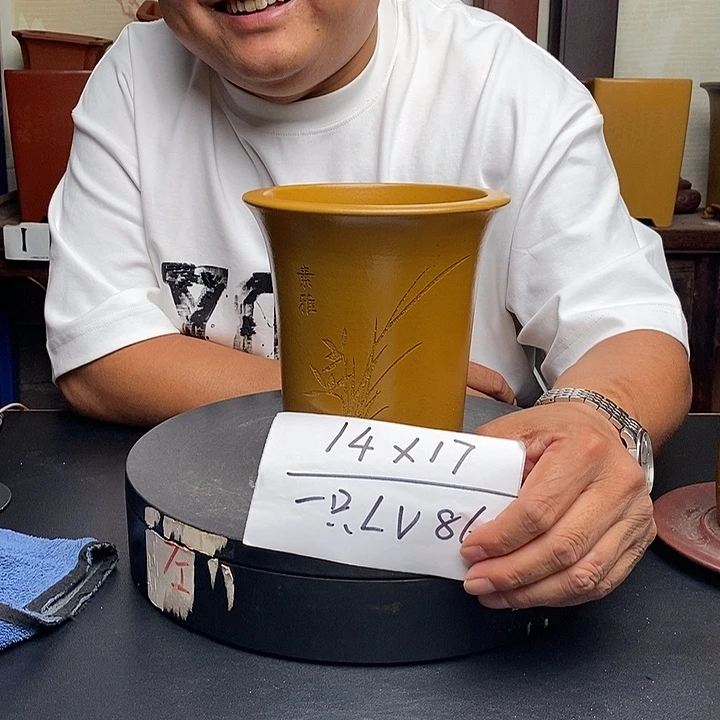 紫砂花盆货号一只LV86