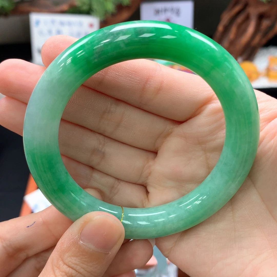 翡翠手镯未镶嵌38号
