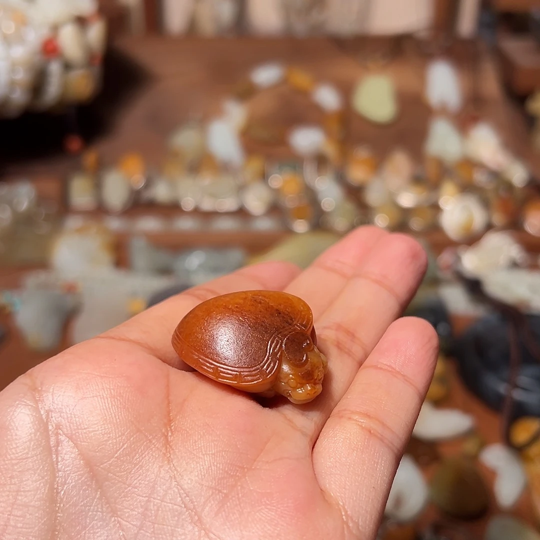 和田玉颈饰未镶嵌缘