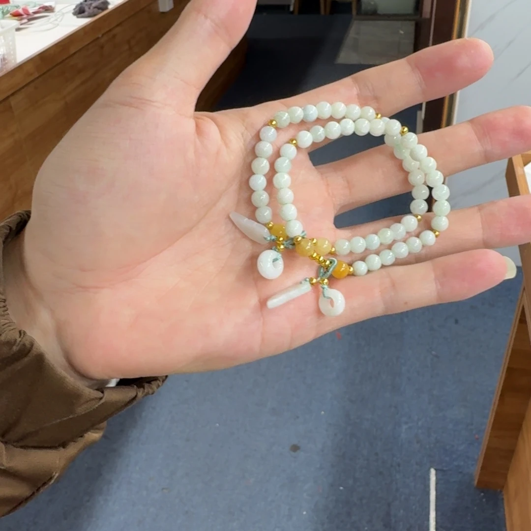 翡翠未镶嵌手链纯天然缅甸A货翡翠多样性发一