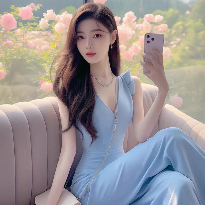 法式赫本风气质名媛新款连身裤高端精致高级感蓝色无袖连体裤女夏