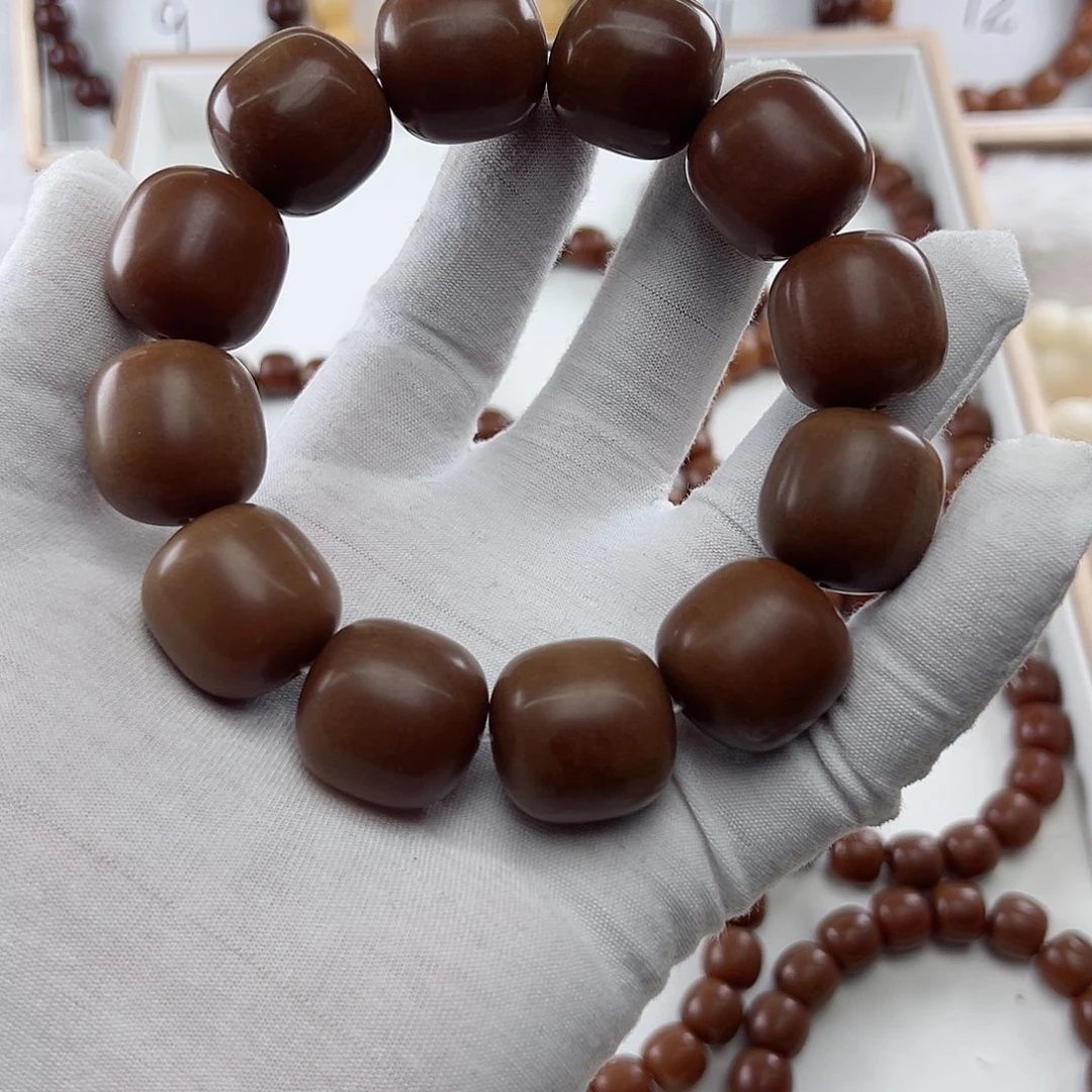 菩提根/象牙果吊坠晚*卡22 干磨风化老料S98