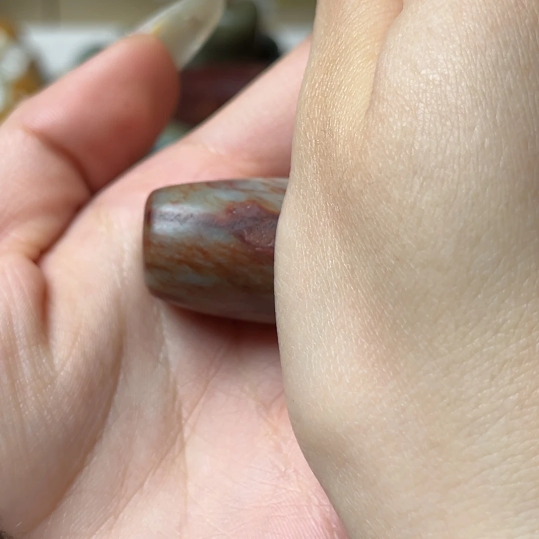 侯***上岫岩河磨玉（透闪石质玉）未镶嵌手链