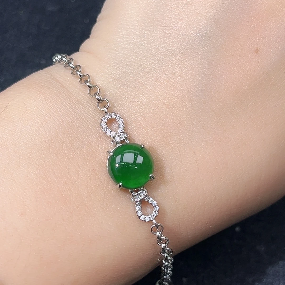 翡翠未镶嵌颈饰手链