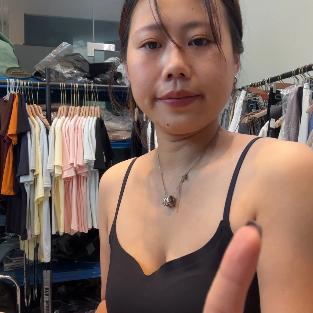 028的衣服哈哈哈哈哈