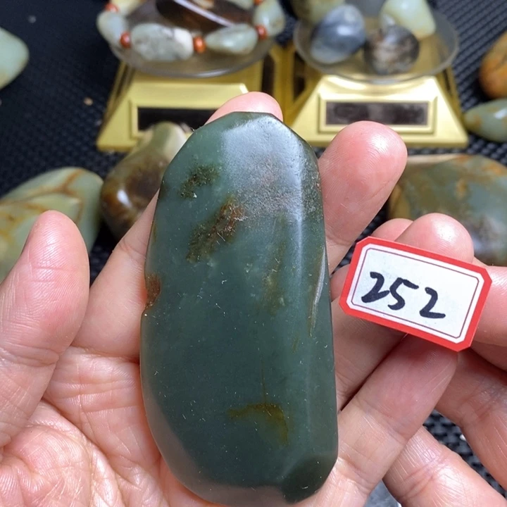 未镶嵌和田玉把件252