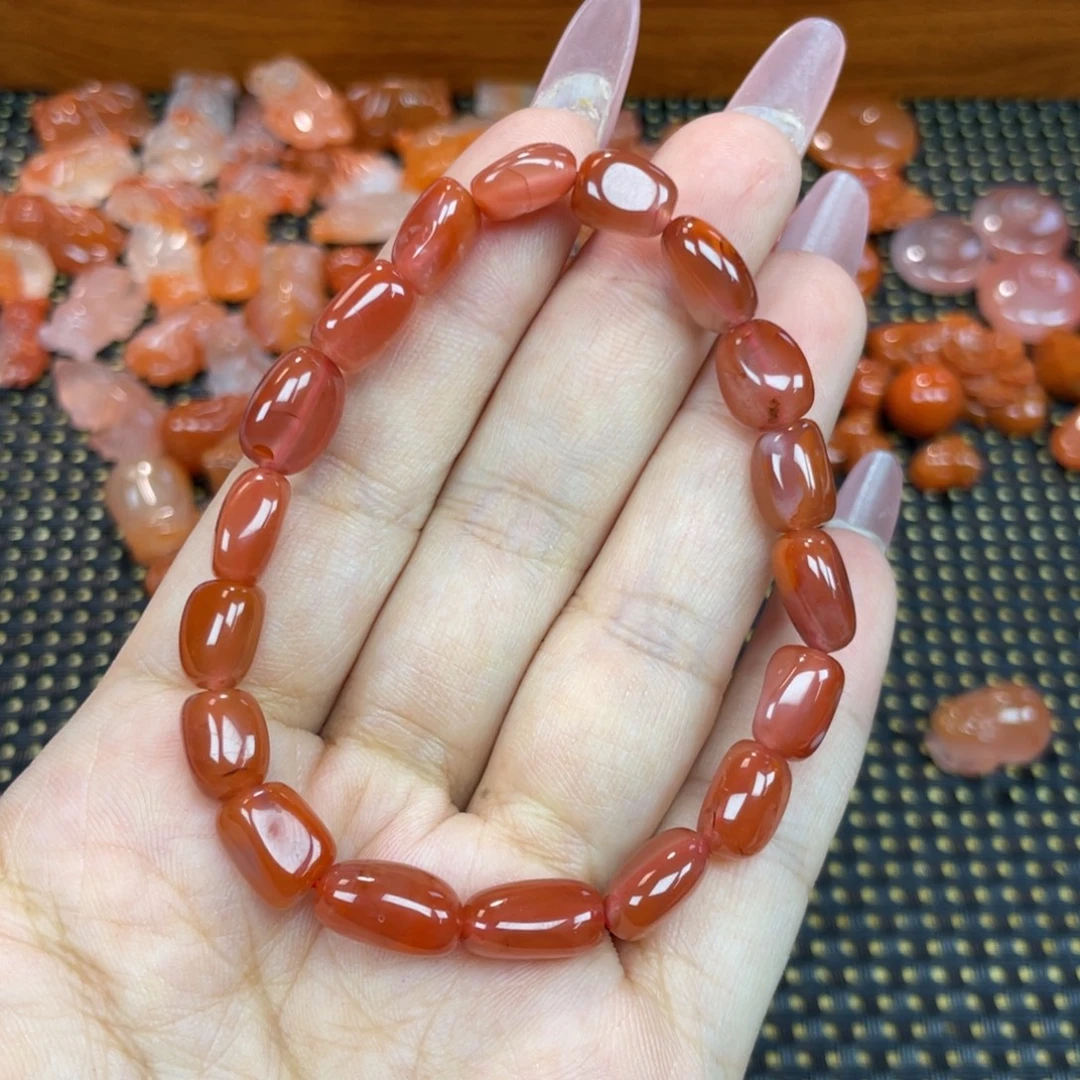 用***7南红玛瑙未镶嵌颈饰随行单圈