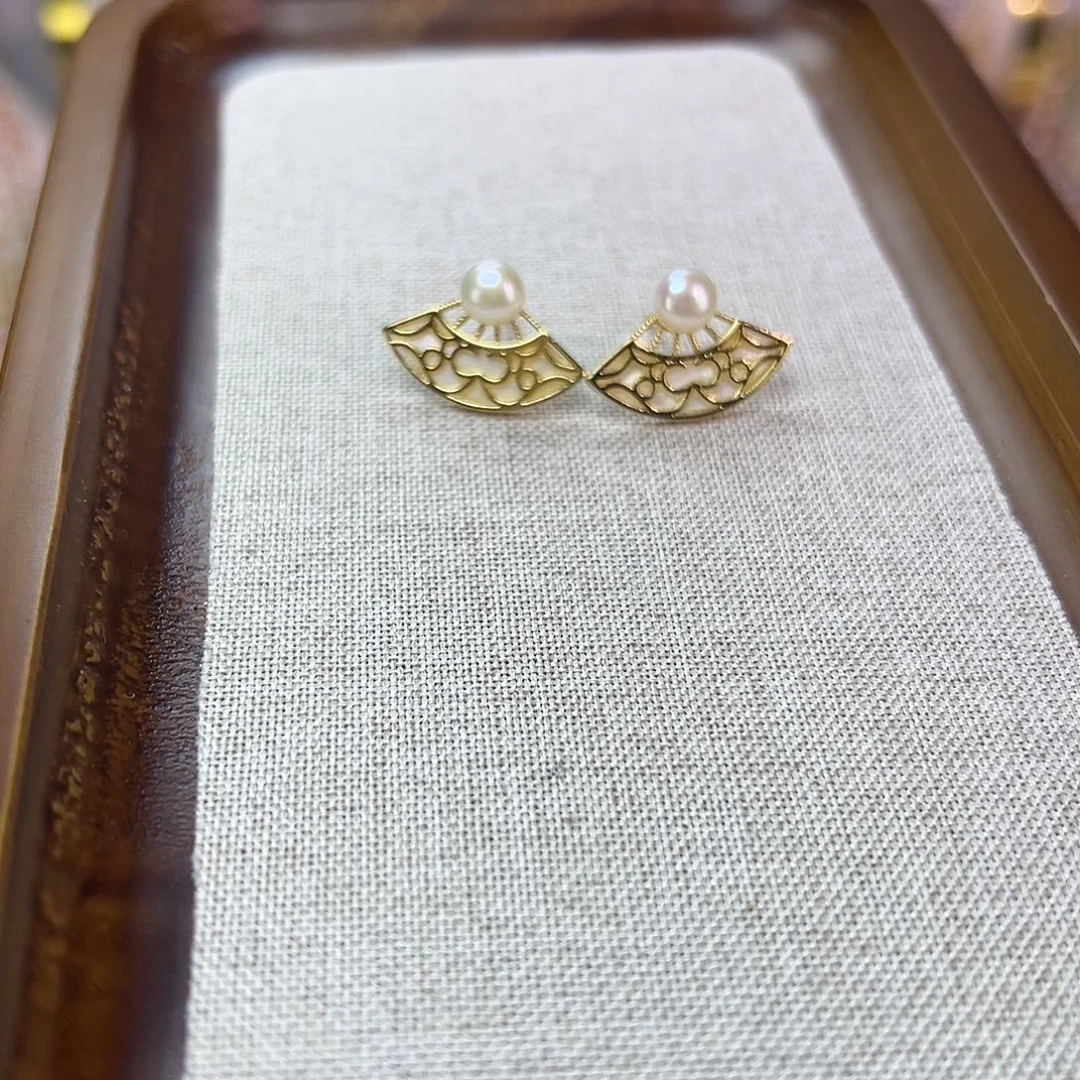 手绳淡水珍珠钛钢