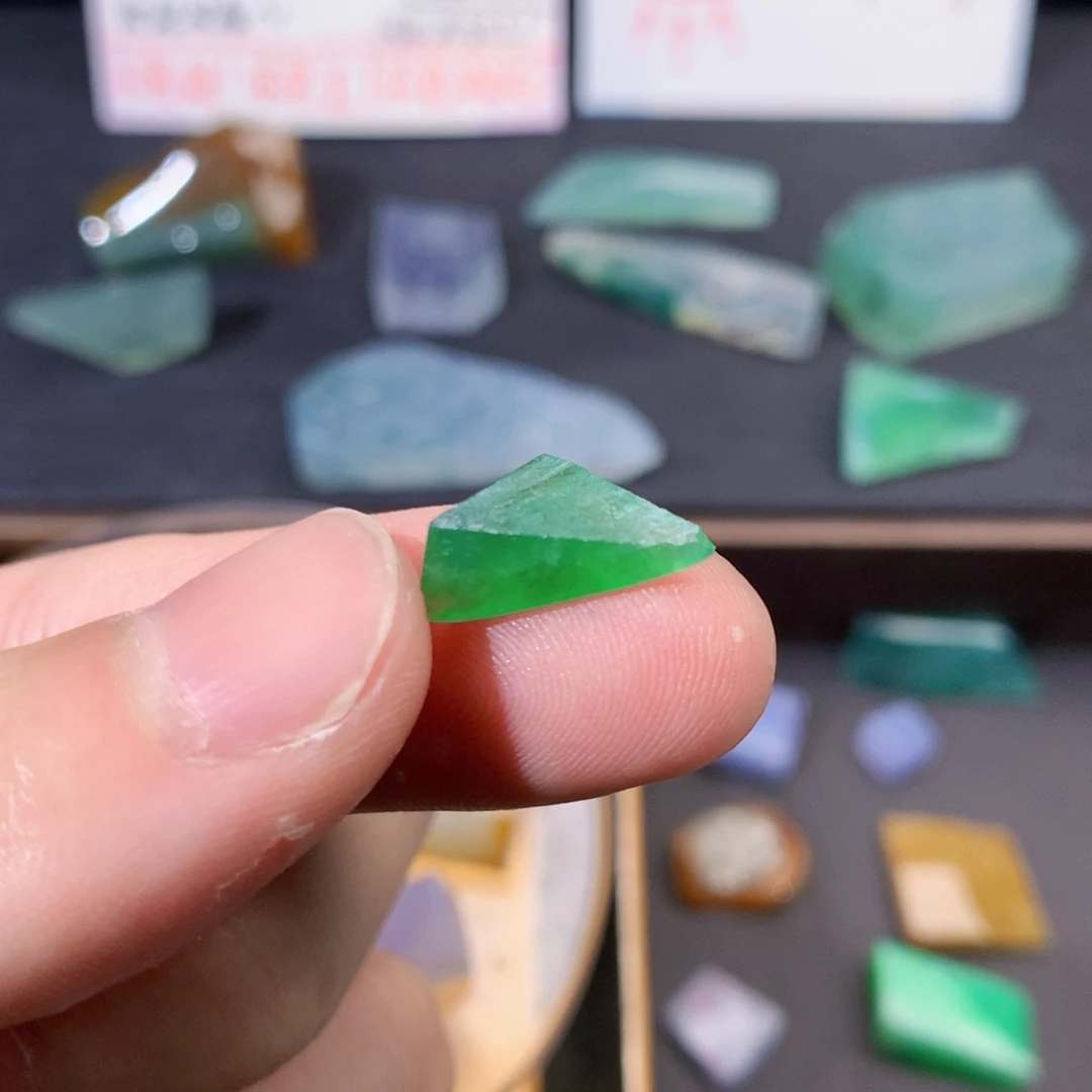 未镶嵌定制翡翠6