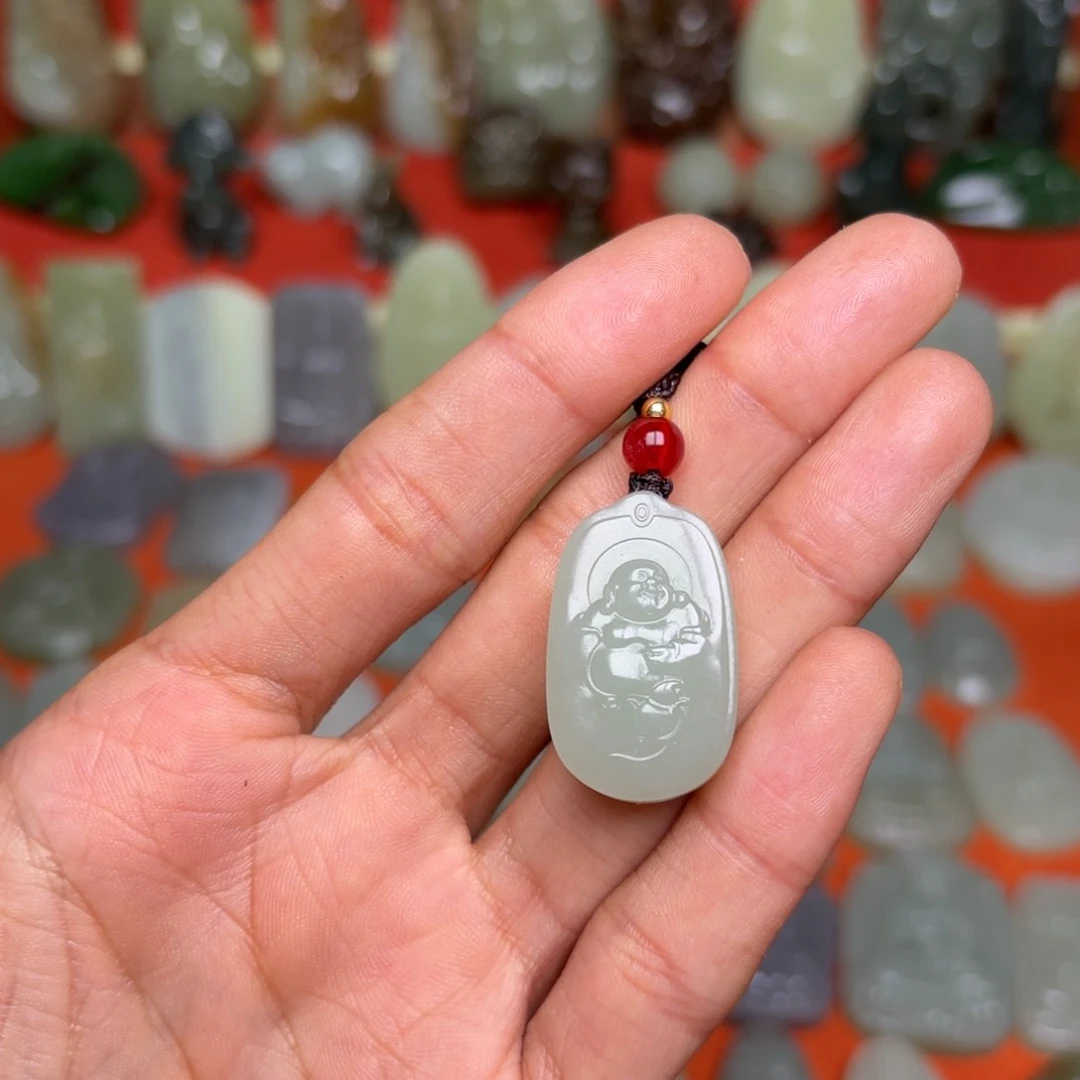 和田玉一一未镶嵌墨*