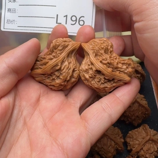 低***曹把件文玩核桃富贵吉祥鸟