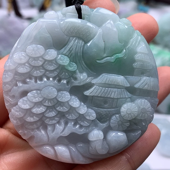 翡翠未镶嵌颈饰山水两面工艺福利卡厚12+有石纹介意勿拍福利