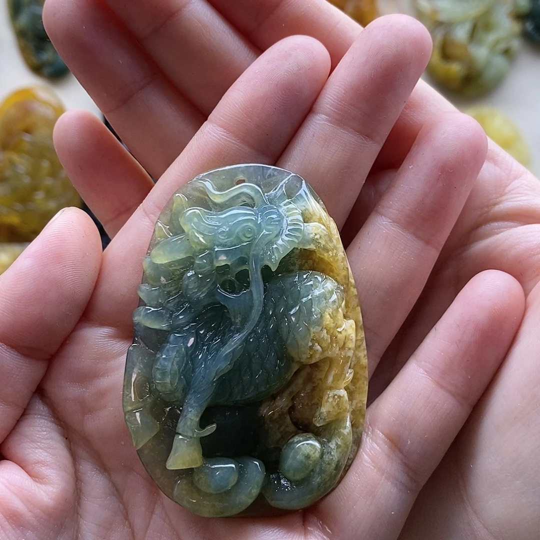 【闪购商品】岫玉未镶嵌颈饰壮*麒麟
