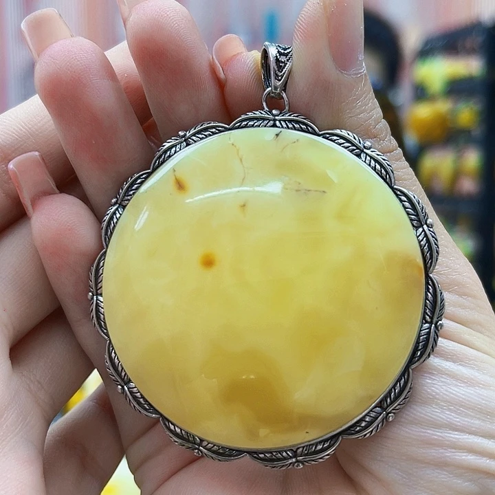琥珀银S925镶嵌颈饰吊坠