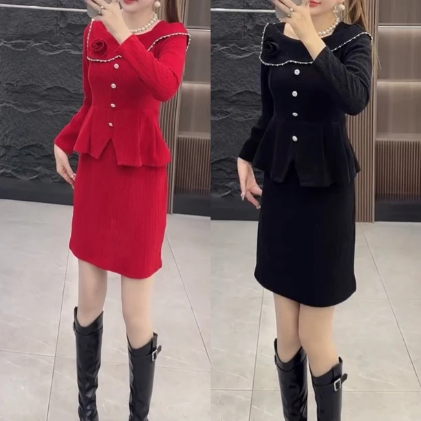 时尚气质连衣裙女冬季新款洋气假两件立体装饰花方领连衣裙23898