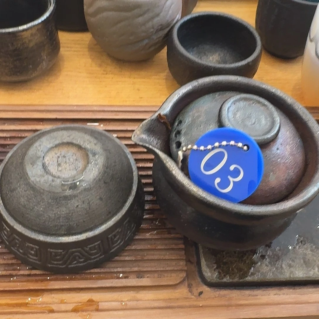 霍***军荥经黑砂炸福利窑彩坛子+杯3