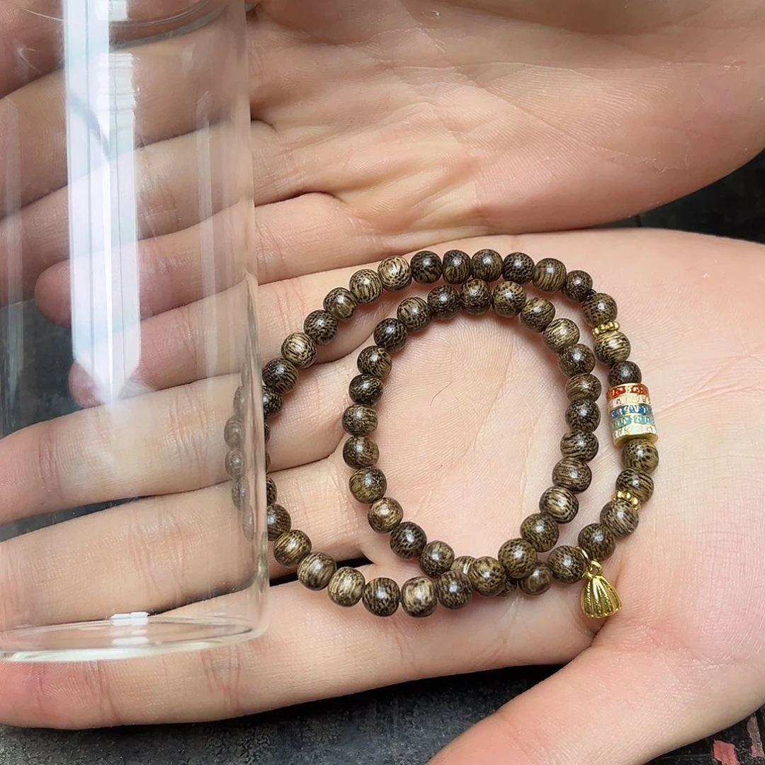 大叶紫檀（黑酸枝木类）