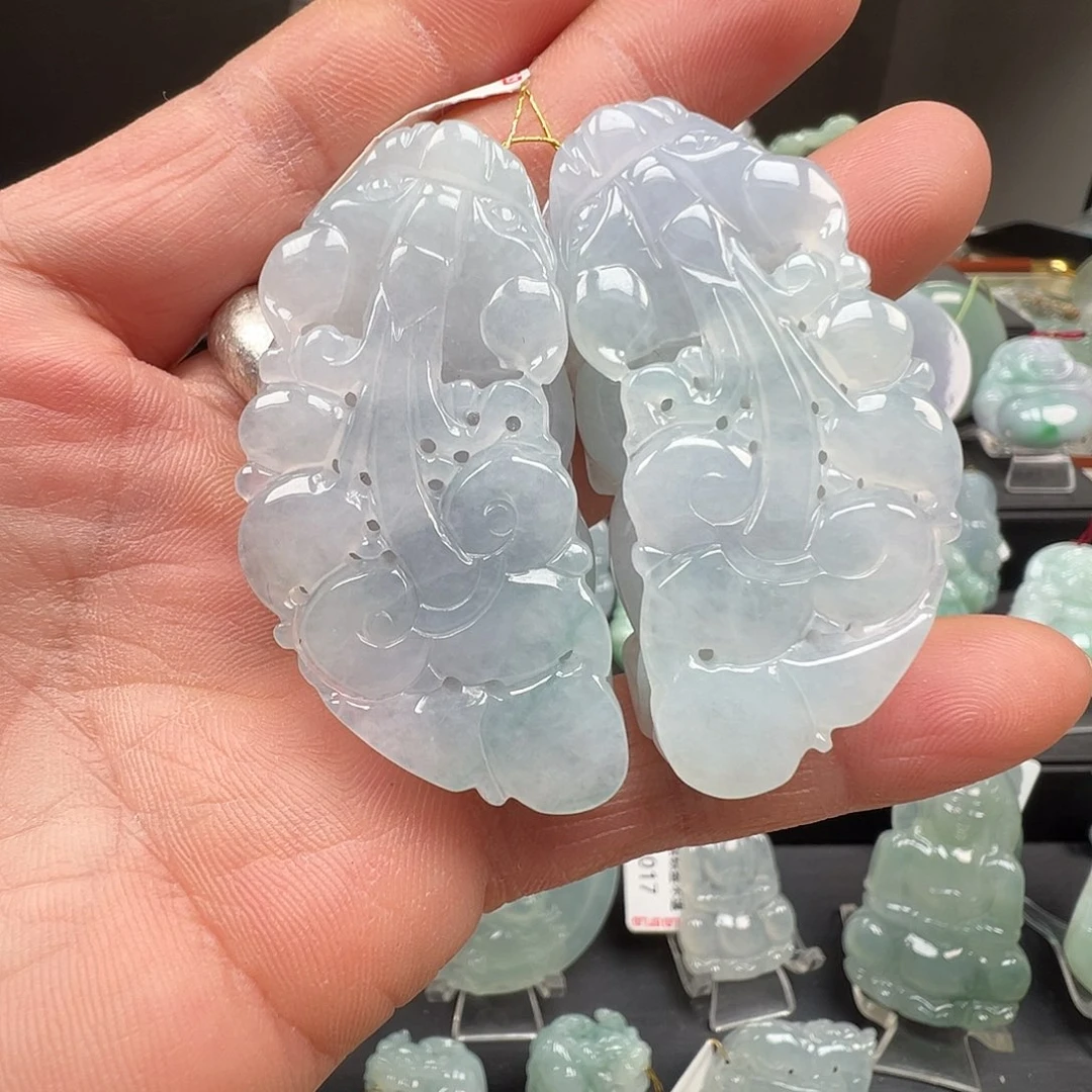 翡翠未镶嵌颈饰吊坠