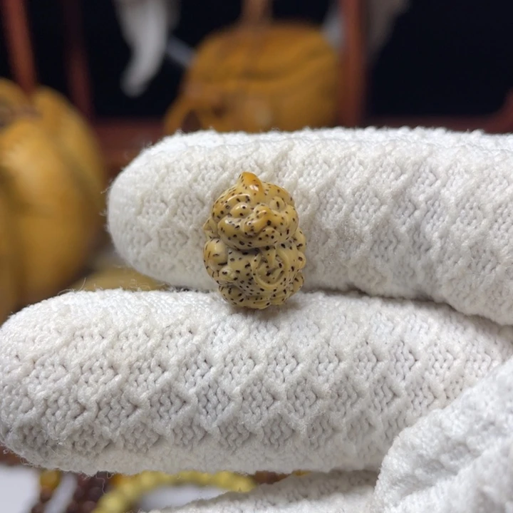 手串星月菩提雕刻貔貅原生态