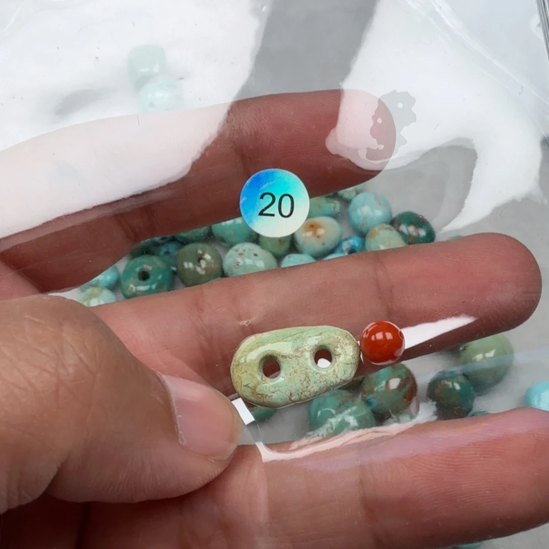 南红玛瑙未镶嵌珠宝奇石